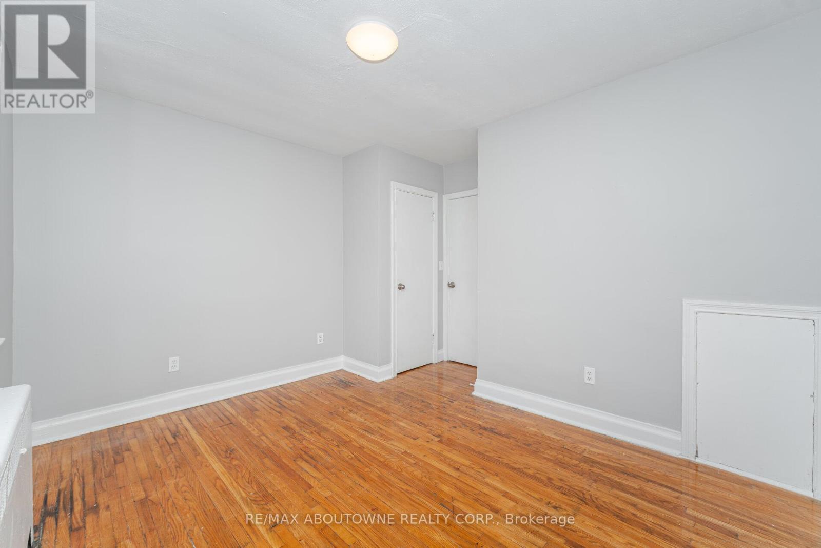 3 - 1031 Churchill Avenue E, Oakville, Ontario  L6H 1A3 - Photo 19 - W12482483