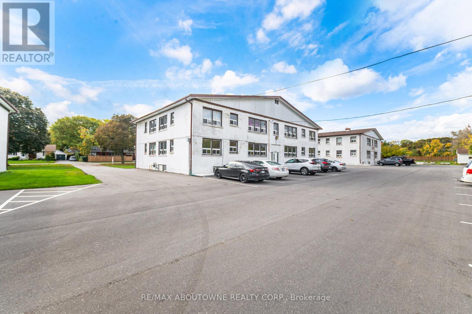 3 - 1031 Churchill Avenue E, Oakville, Ontario  L6H 1A3 - Photo 21 - W12482483