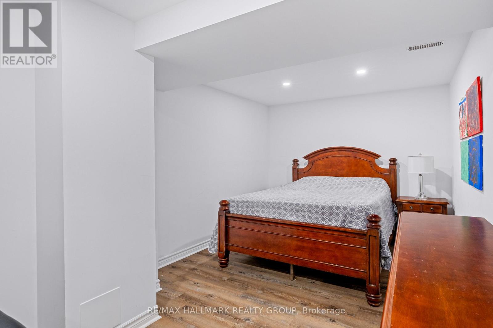 41 Smoketree Crescent, Ottawa, Ontario  K2S 2B8 - Photo 35 - X12481841