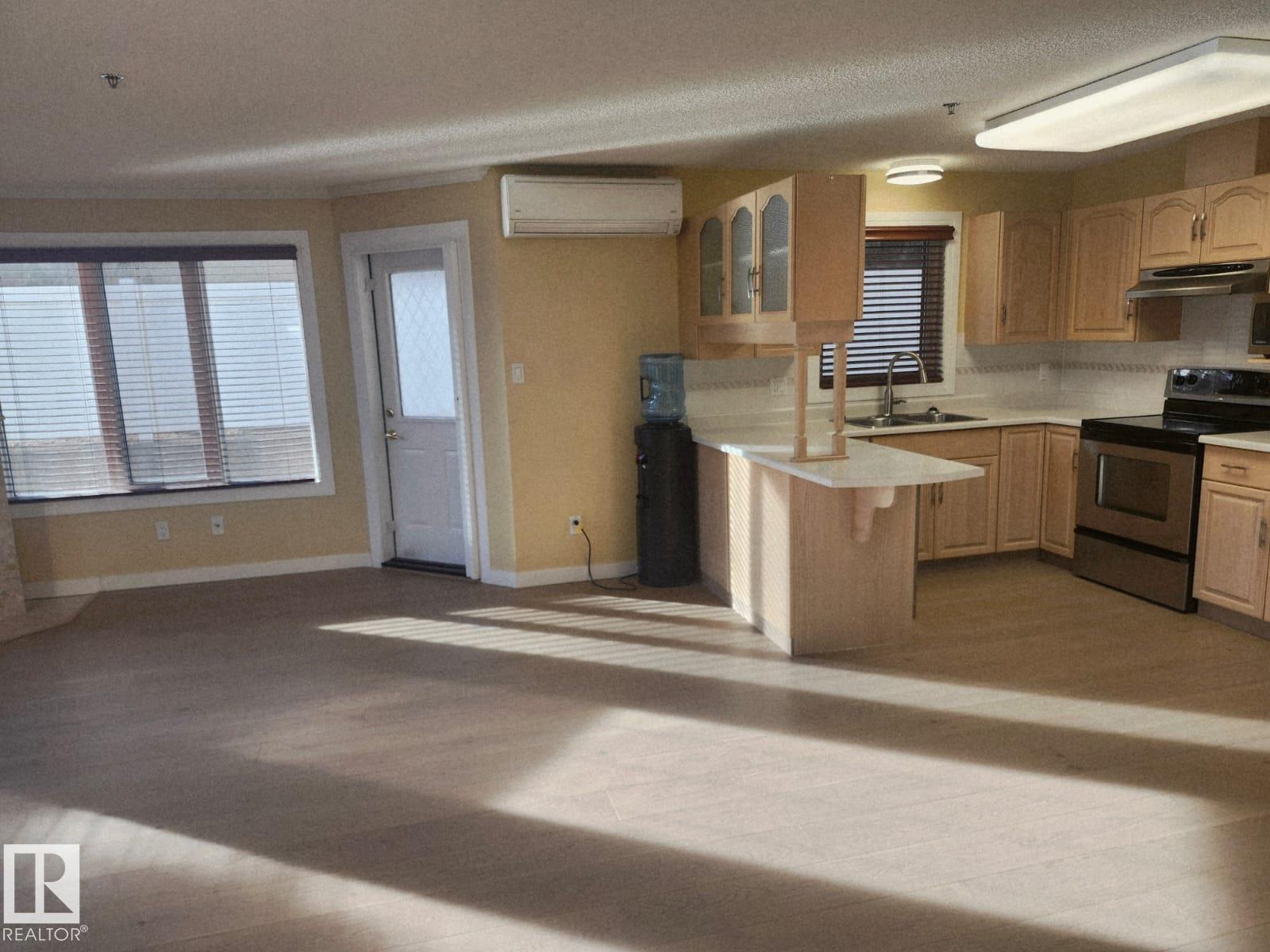 #110 10610 76 St Nw, Edmonton, Alberta  T6A 3Y9 - Photo 5 - E4463405