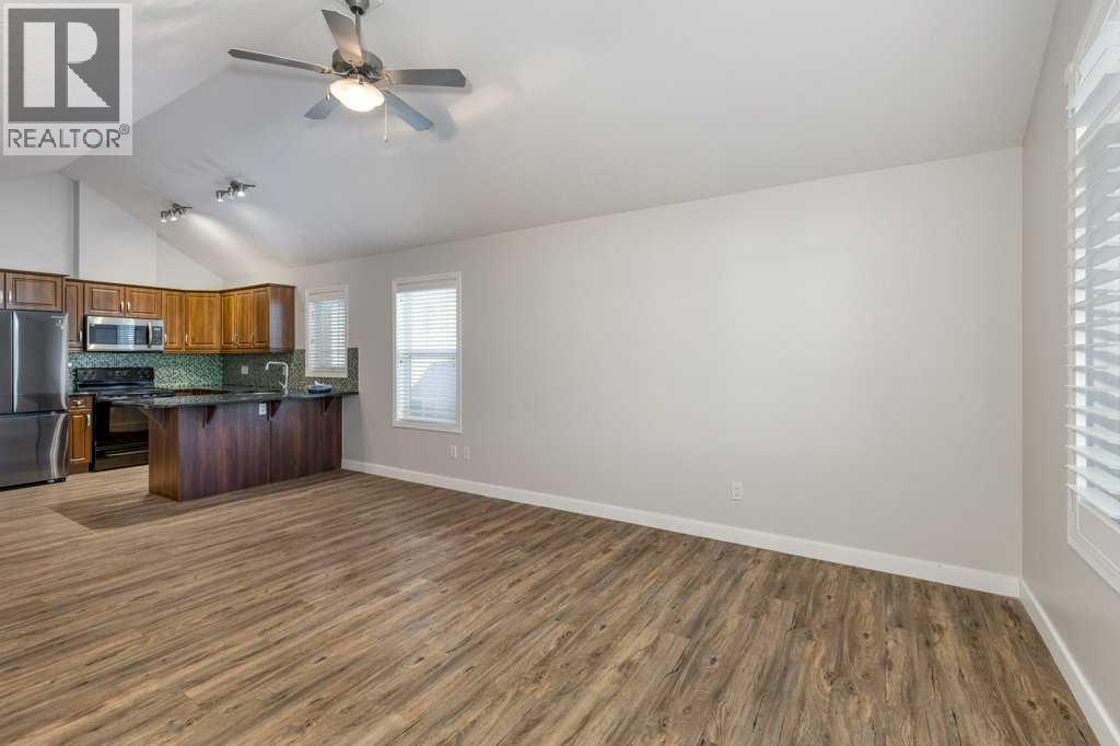 13, 24 River Heights View, Cochrane, Alberta  T4C 0M9 - Photo 5 - A2266986