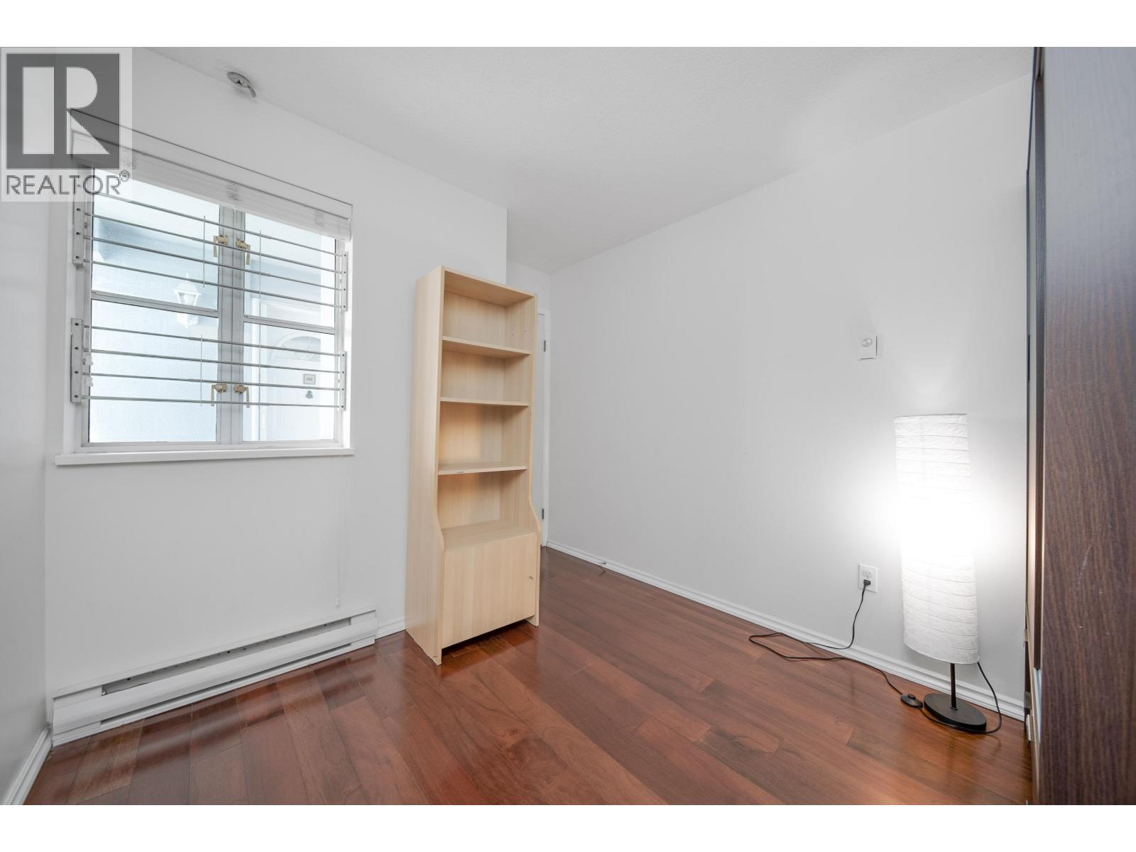 302 8728 Sw Marine Drive, Vancouver, British Columbia  V6P 6A4 - Photo 5 - R3046868