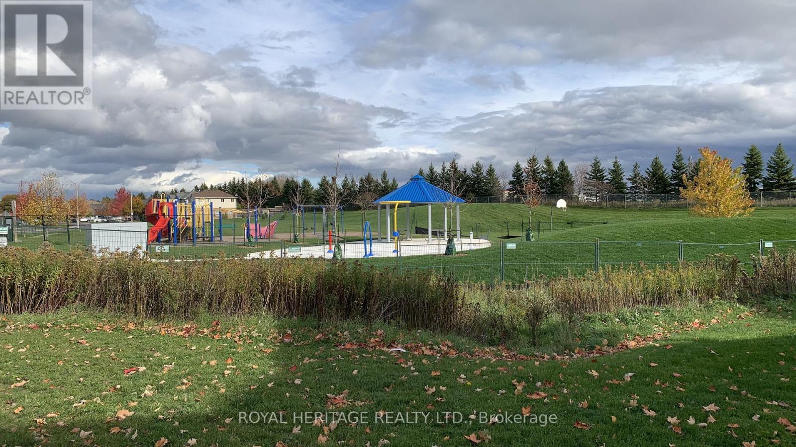 209 - 312 Spillsbury Drive N, Peterborough, Ontario  K9K 0B6 - Photo 3 - X12473161