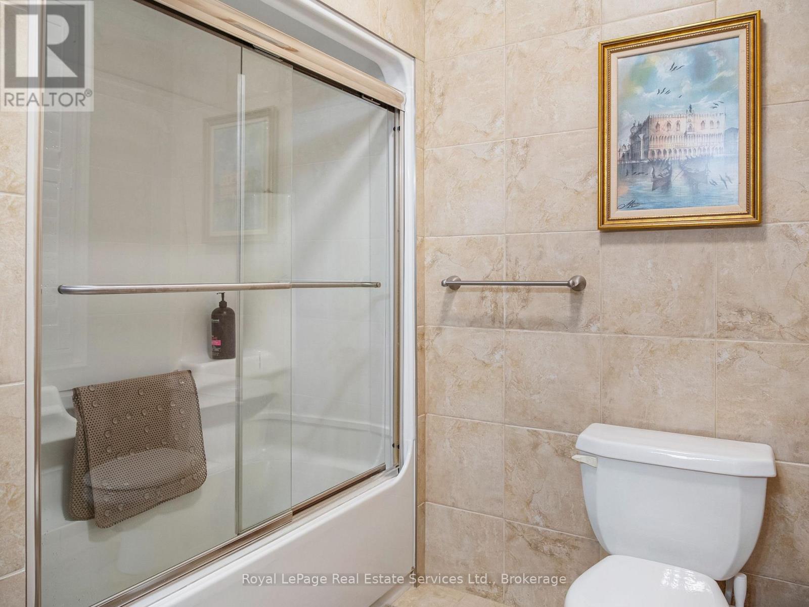 47 Fox Run Drive, Puslinch, Ontario  N1H 6H9 - Photo 17 - X12482242
