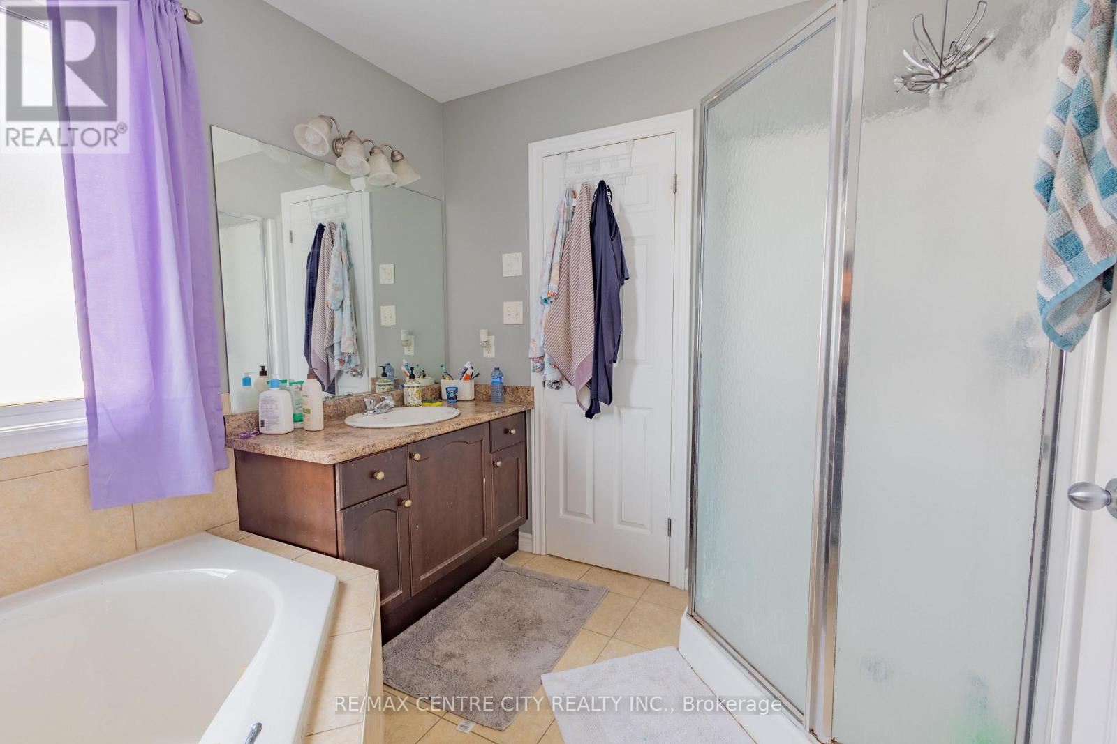 850 Queensborough Crescent, London North, Ontario  N6G 5K2 - Photo 10 - X12482499