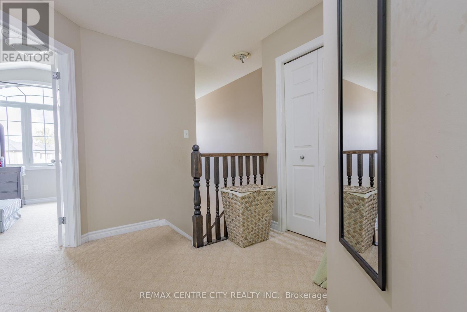 850 Queensborough Crescent, London North, Ontario  N6G 5K2 - Photo 17 - X12482499