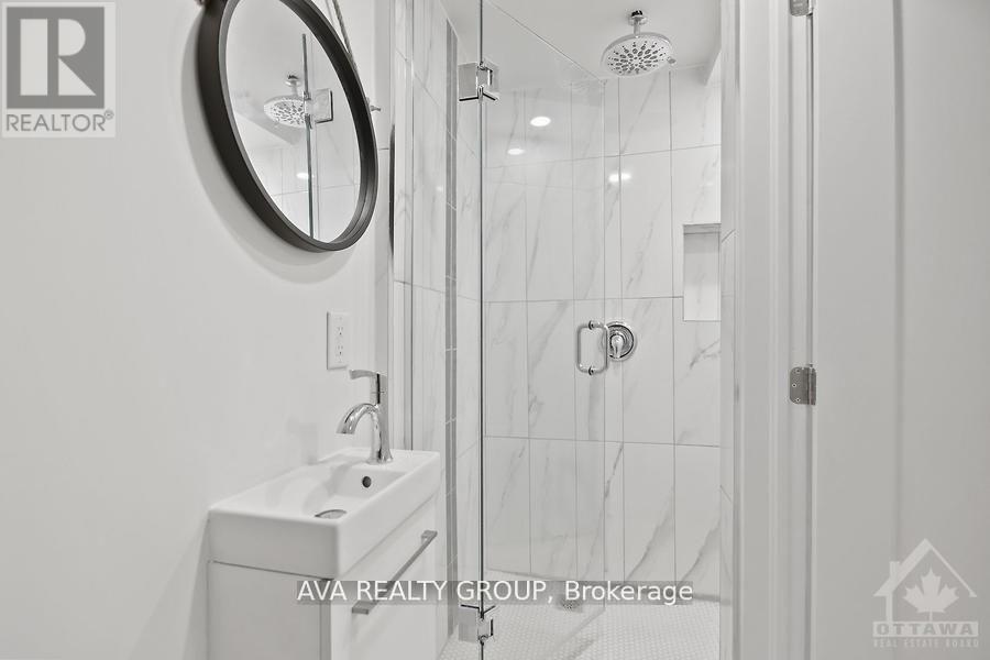 14 Gould Street, Ottawa, Ontario  K1Y 2P2 - Photo 23 - X12482497