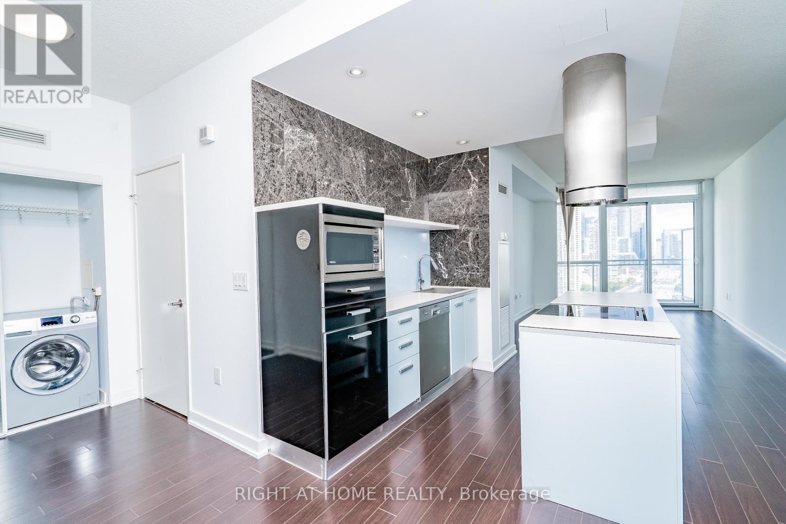 2509 - 38 Dan Leckie Way, Toronto, Ontario  M5V 2V6 - Photo 22 - C12480144
