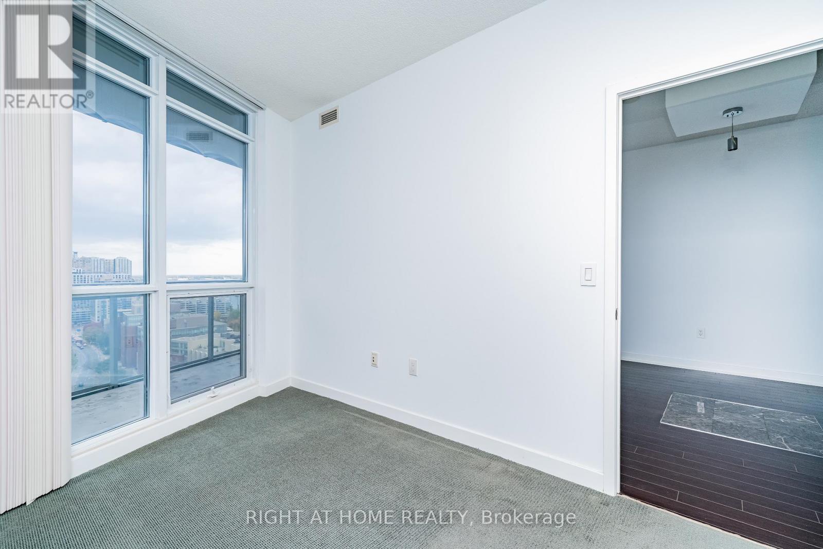 2509 - 38 Dan Leckie Way, Toronto, Ontario  M5V 2V6 - Photo 13 - C12480144