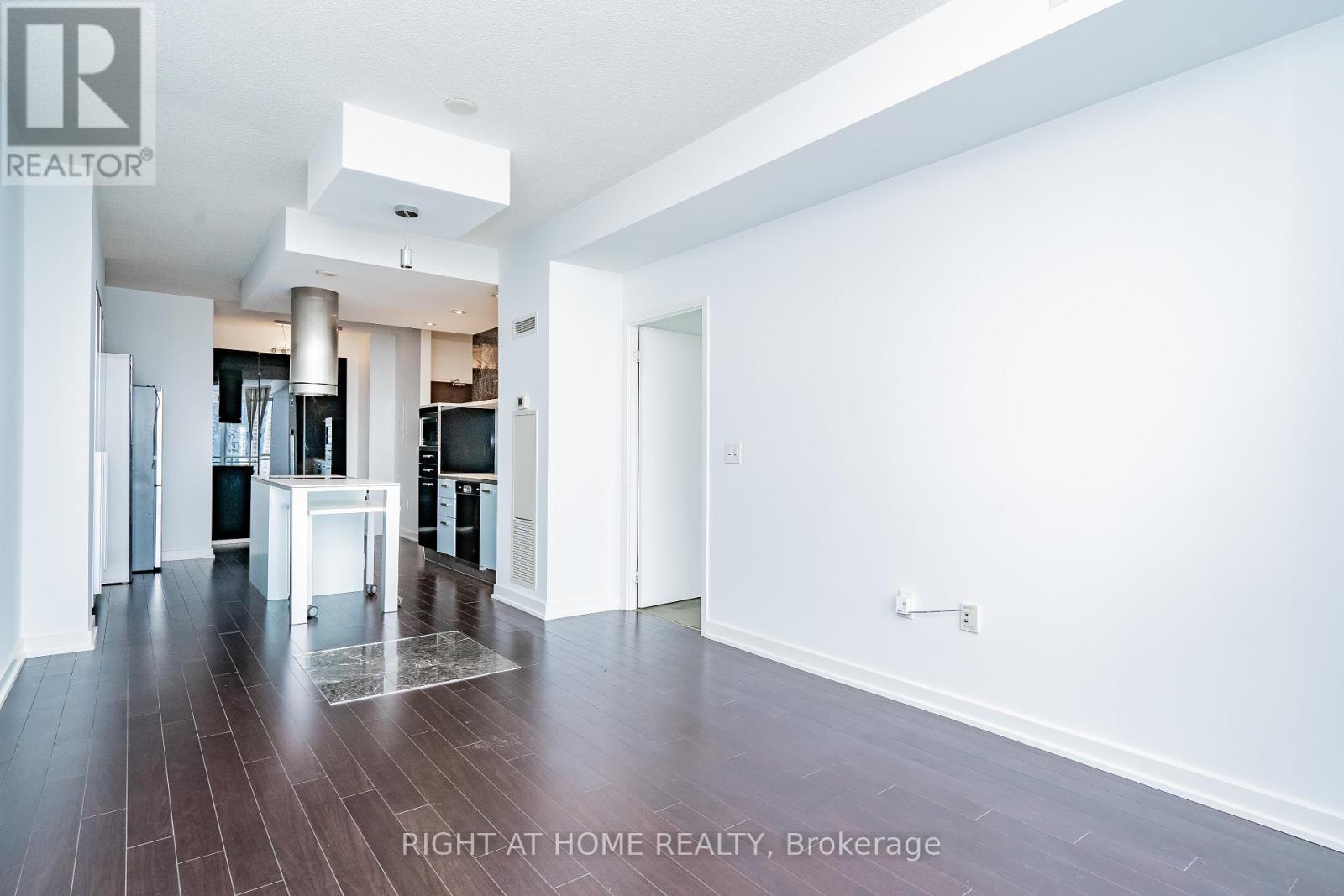 2509 - 38 Dan Leckie Way, Toronto, Ontario  M5V 2V6 - Photo 16 - C12480144