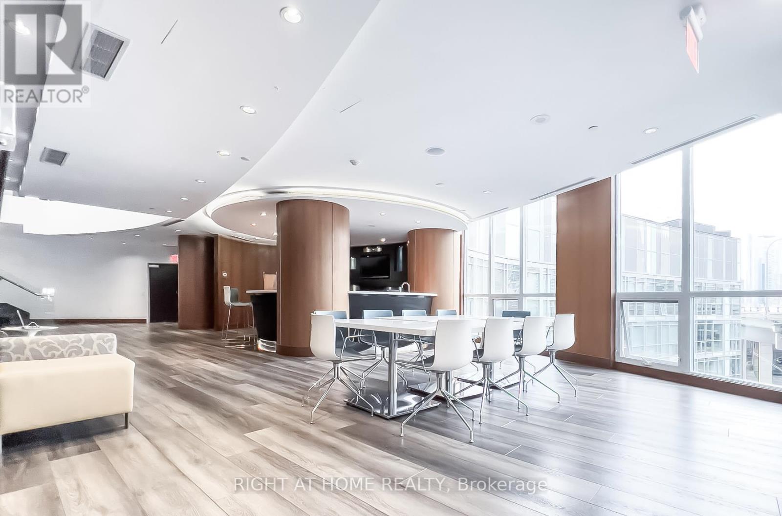 2509 - 38 Dan Leckie Way, Toronto, Ontario  M5V 2V6 - Photo 23 - C12480144