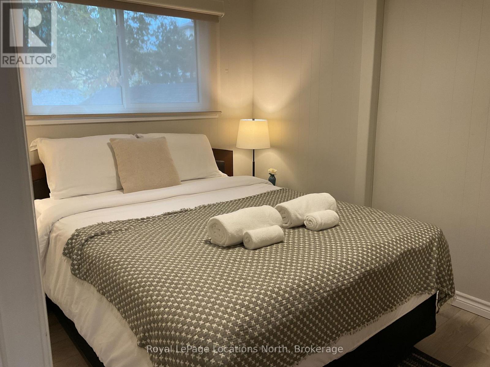 184 Dunkerron Avenue, Wasaga Beach, Ontario  L9Z 2G8 - Photo 25 - S12459071