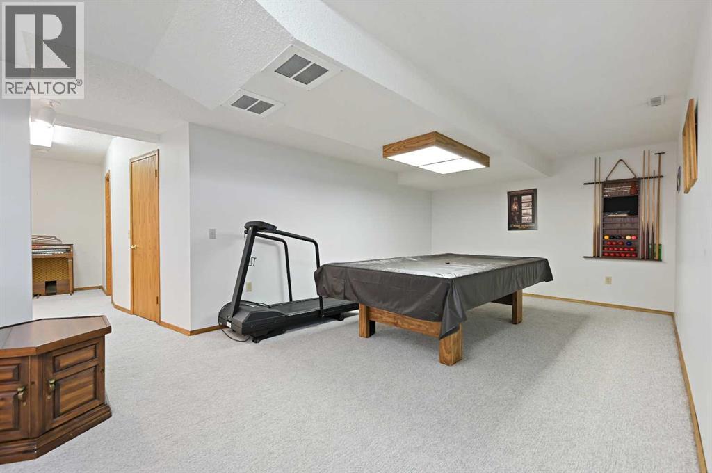 127 Douglasbank Court Se, Calgary, Alberta  T2Z 2C3 - Photo 27 - A2254677