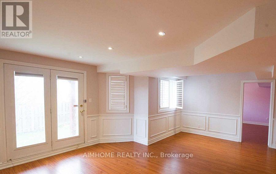 31 Marble Bridge Drive, Richmond Hill, Ontario  L4E 4K5 - Photo 10 - N12482496