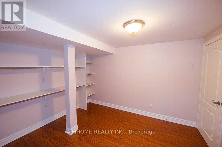 31 Marble Bridge Drive, Richmond Hill, Ontario  L4E 4K5 - Photo 14 - N12482496