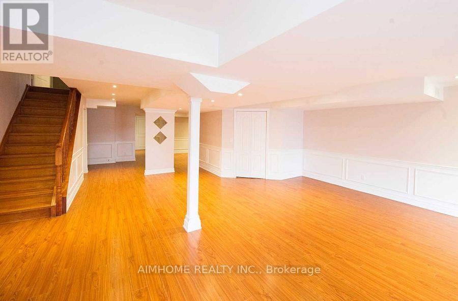 31 Marble Bridge Drive, Richmond Hill, Ontario  L4E 4K5 - Photo 18 - N12482496
