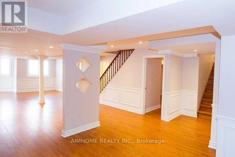 31 Marble Bridge Drive, Richmond Hill, Ontario  L4E 4K5 - Photo 20 - N12482496