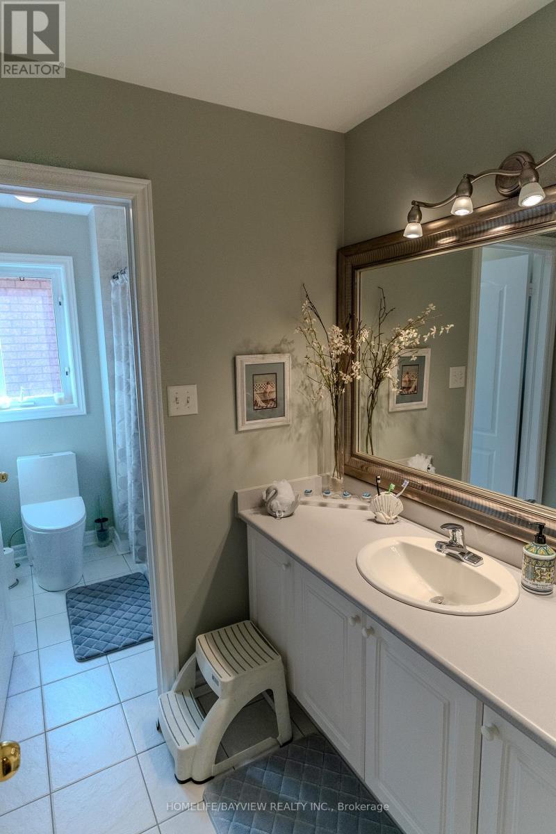 8 Pico Crescent, Vaughan, Ontario  L4J 8P4 - Photo 26 - N12482510