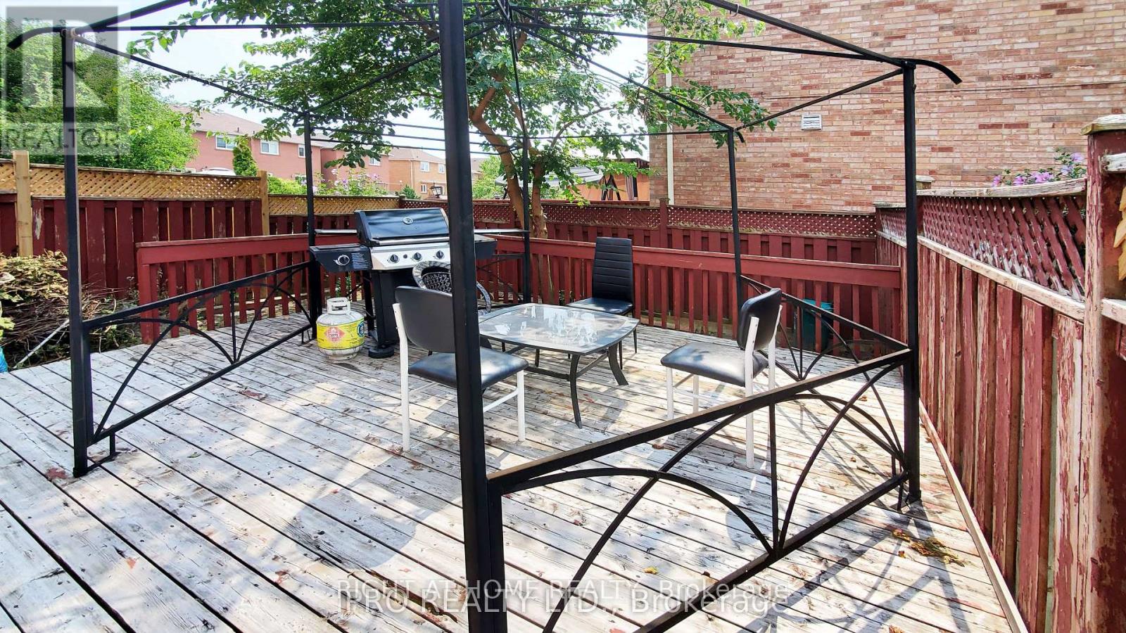 Main - 5060 Moulin Rouge Crescent, Mississauga, Ontario  L5V 1R4 - Photo 18 - W12482507