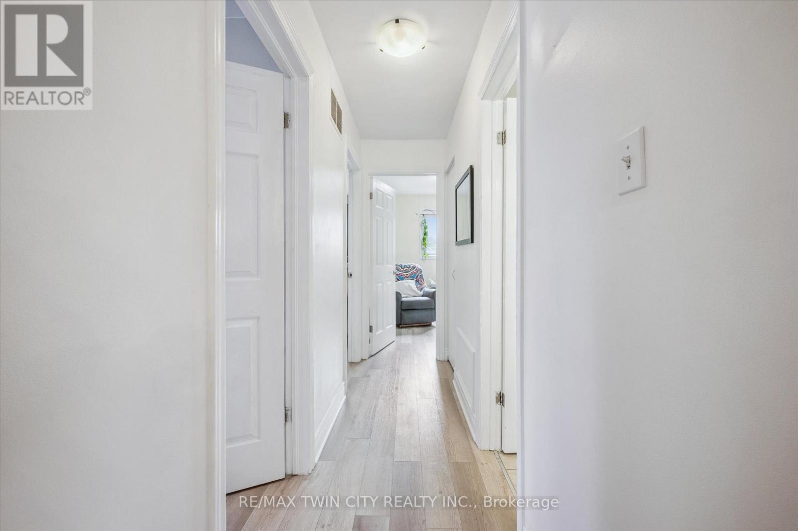 26 Nora Court, Cambridge, Ontario  N3C 3N1 - Photo 10 - X12482505