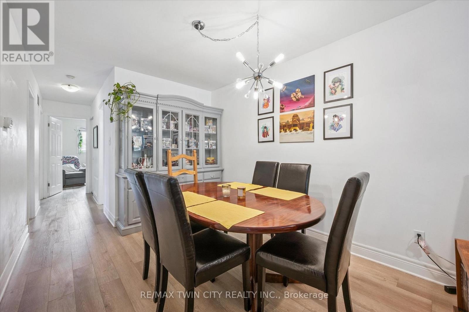 26 Nora Court, Cambridge, Ontario  N3C 3N1 - Photo 6 - X12482505