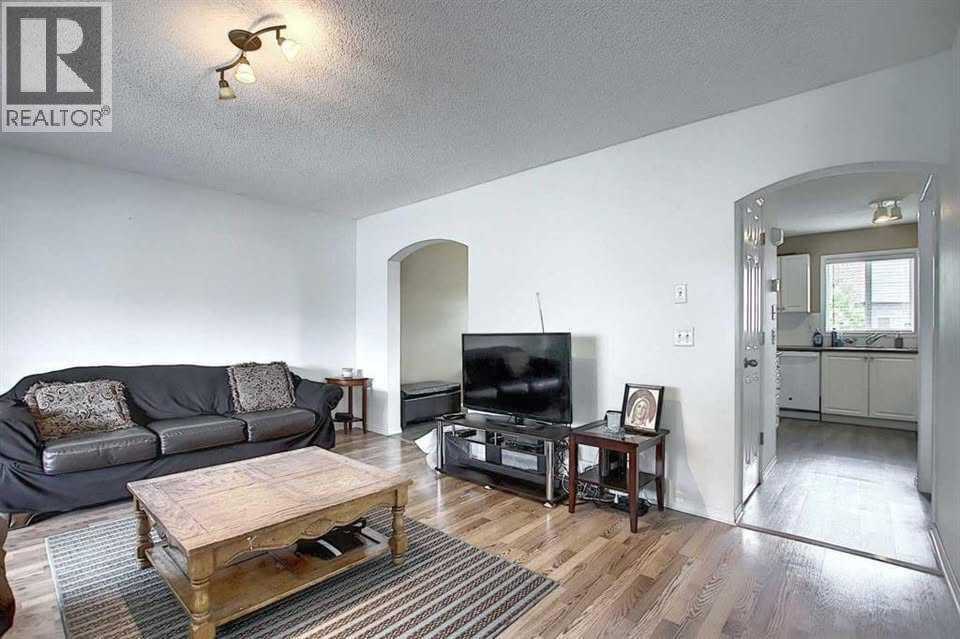 260 Stonemere Place, Chestermere, Alberta  T1X 1N2 - Photo 4 - A2265461