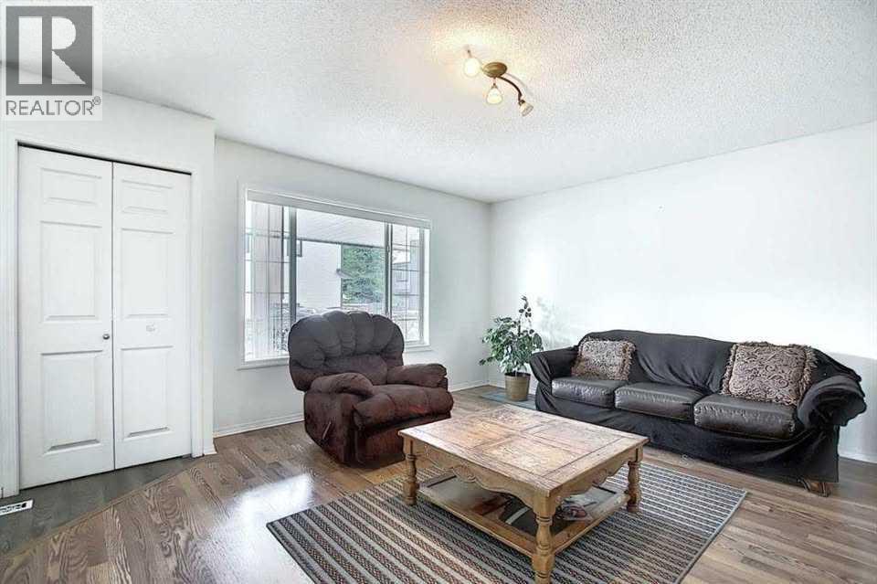 260 Stonemere Place, Chestermere, Alberta  T1X 1N2 - Photo 5 - A2265461