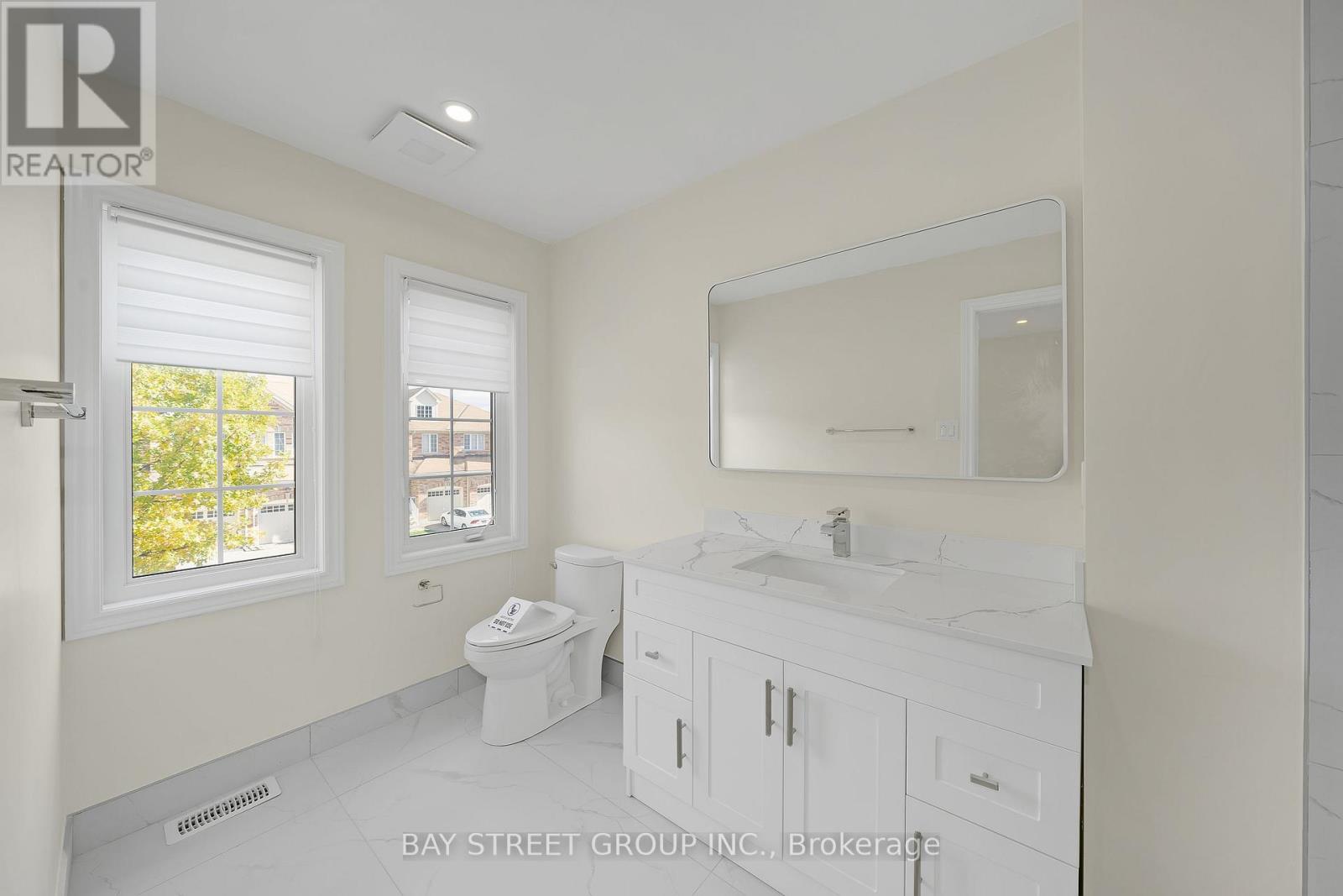 8 Carrier Crescent, Vaughan, Ontario  L6A 0T9 - Photo 27 - N12482511
