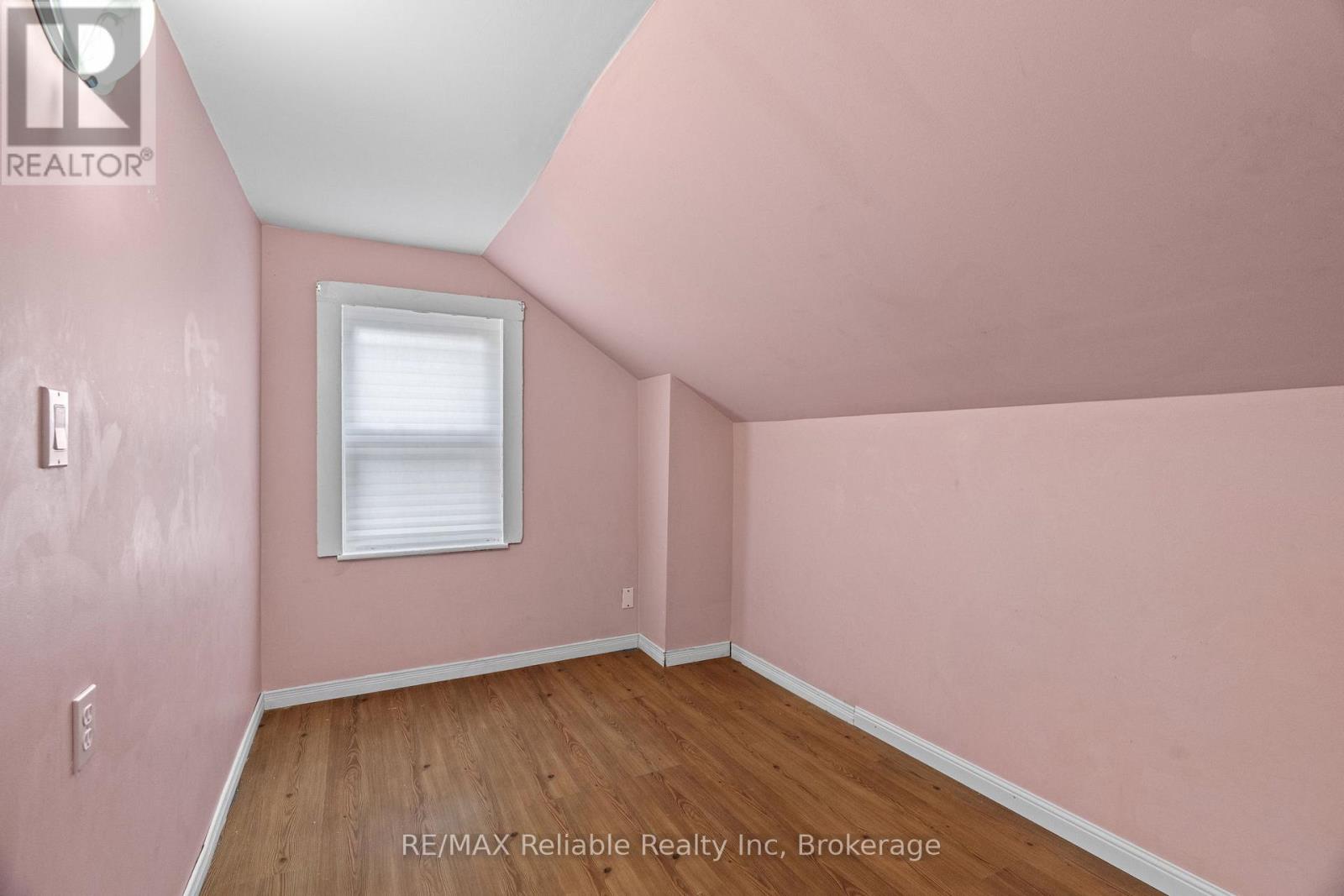 42 West William Street, Huron East, Ontario  N0K 1W0 - Photo 22 - X12482522