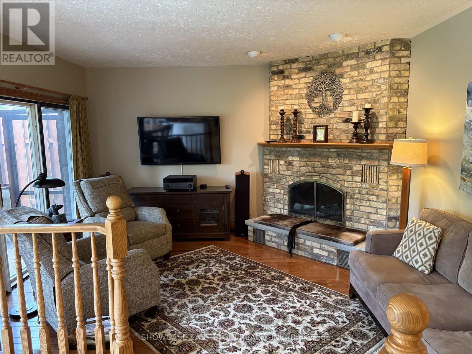 28 Sinclair Crescent, Aylmer, Ontario  N5H 3B7 - Photo 12 - X12482518