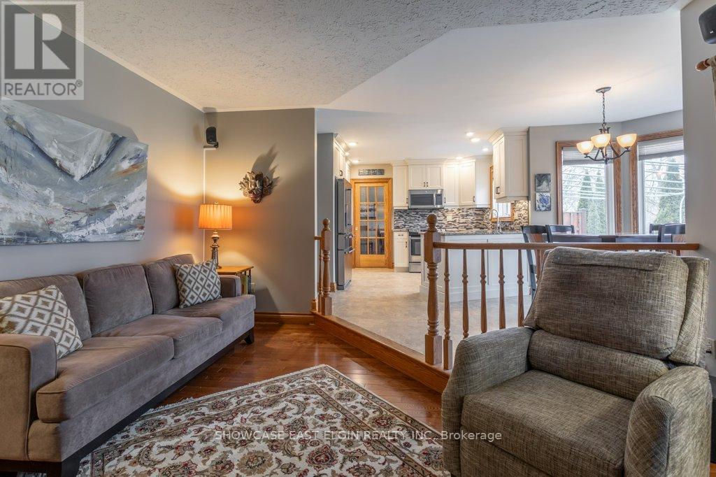 28 Sinclair Crescent, Aylmer, Ontario  N5H 3B7 - Photo 13 - X12482518