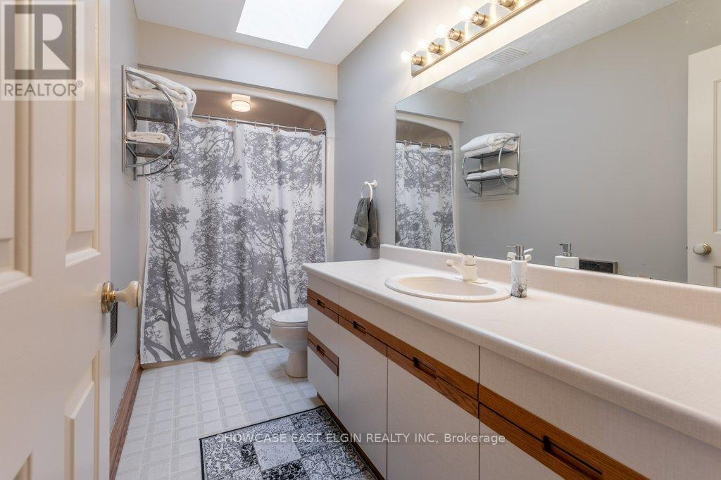 28 Sinclair Crescent, Aylmer, Ontario  N5H 3B7 - Photo 23 - X12482518