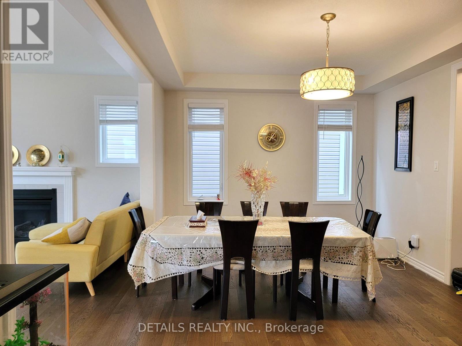 180 Cranesbill Road, Ottawa, Ontario  K2V 0J5 - Photo 3 - X12482527