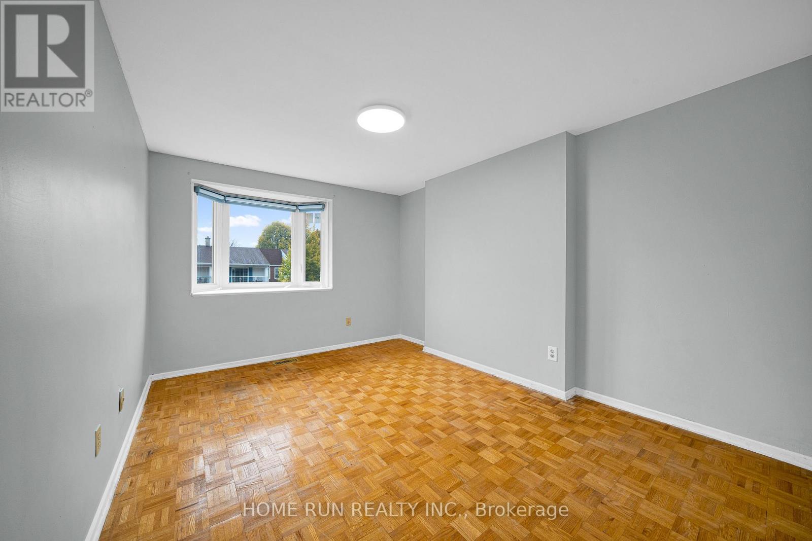 29 Cymbeline Drive, Ottawa, Ontario  K2H 7X9 - Photo 30 - X12482532