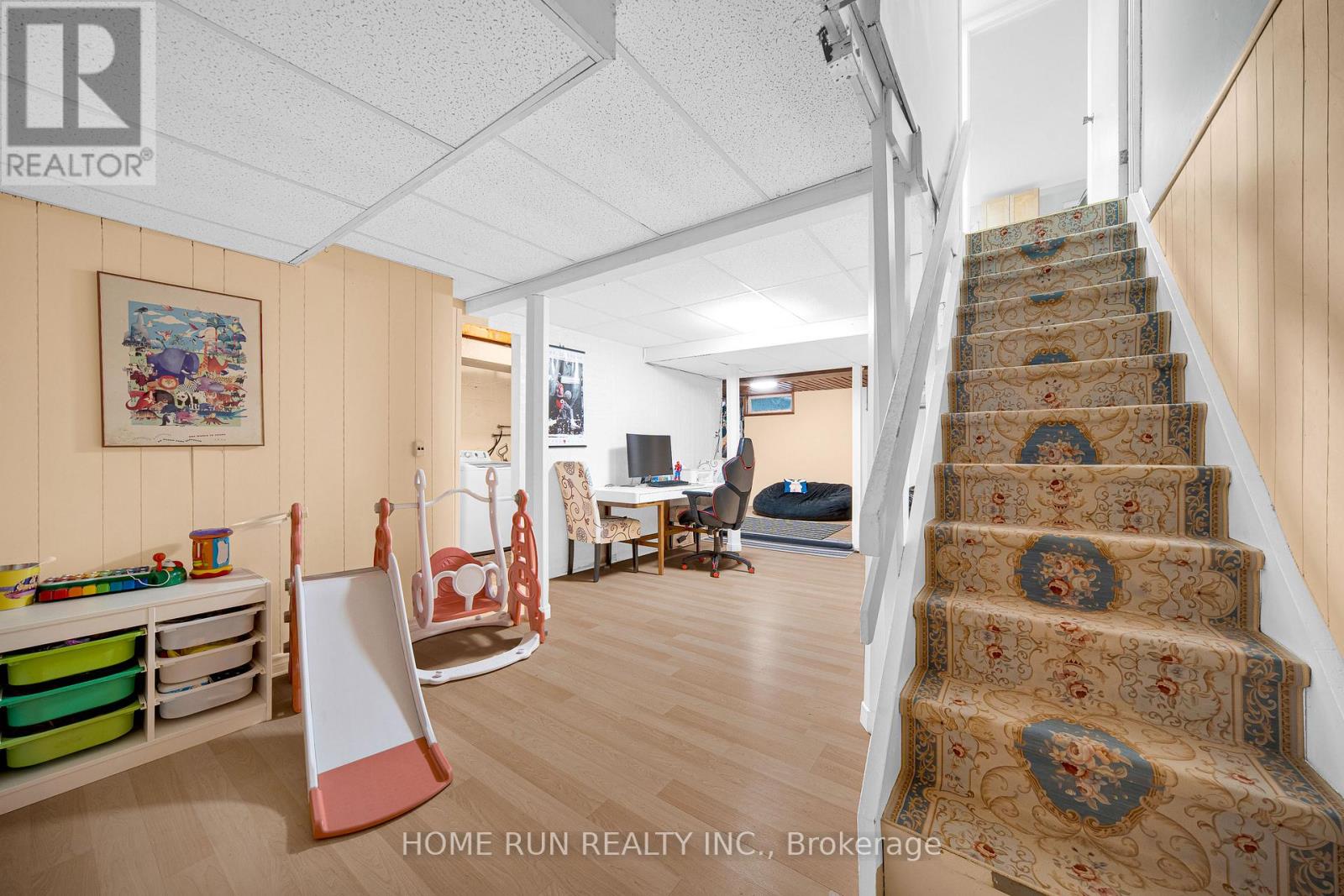 29 Cymbeline Drive, Ottawa, Ontario  K2H 7X9 - Photo 39 - X12482532