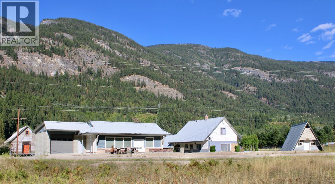 3152 6 Highway, Slocan Park, British Columbia