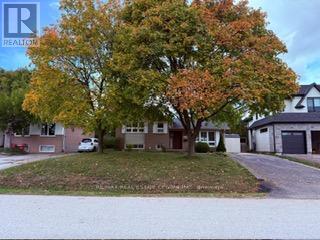 1377 Sheldon Avenue, Oakville, Ontario  L6L 2P9 - Photo 2 - W12481042