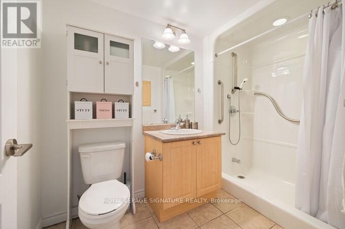1003 - 810 Scollard Court, Mississauga, Ontario  L5V 0A4 - Photo 25 - W12481163