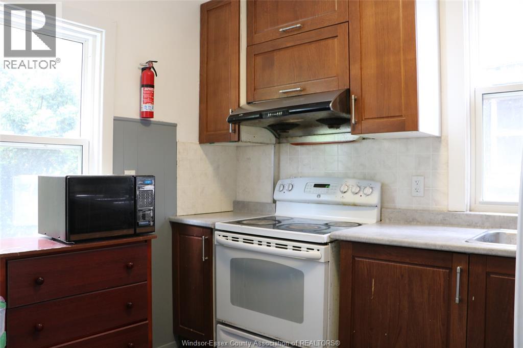 359 Randolph, Windsor, Ontario  N9B 2T4 - Photo 13 - 25027159