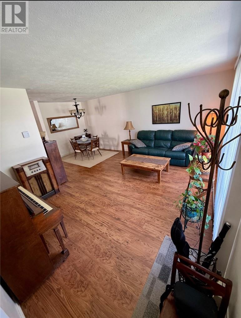 2509 Dorsett Drive, Sudbury, Ontario P3B 4A3 - Photo 6 - 2125140