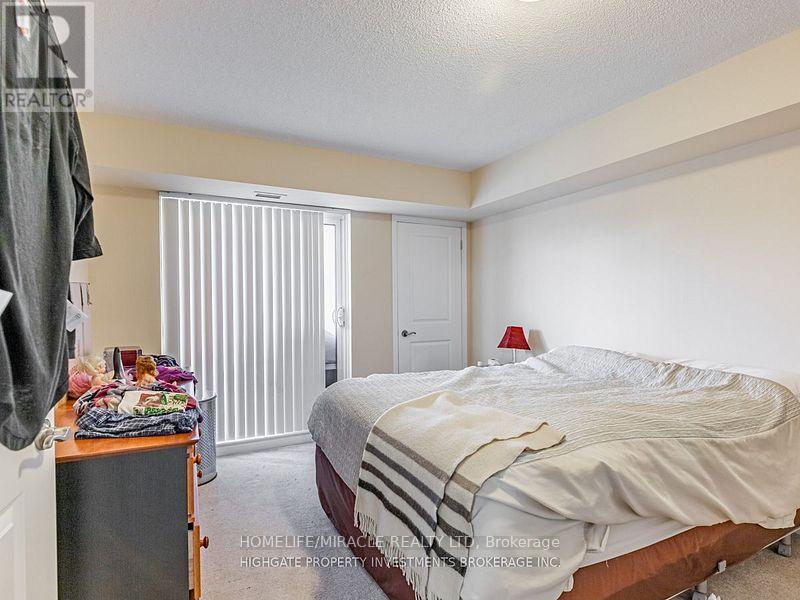 312 - 872 Sheppard Avenue W, Toronto, Ontario  M3H 5V5 - Photo 4 - C12482528