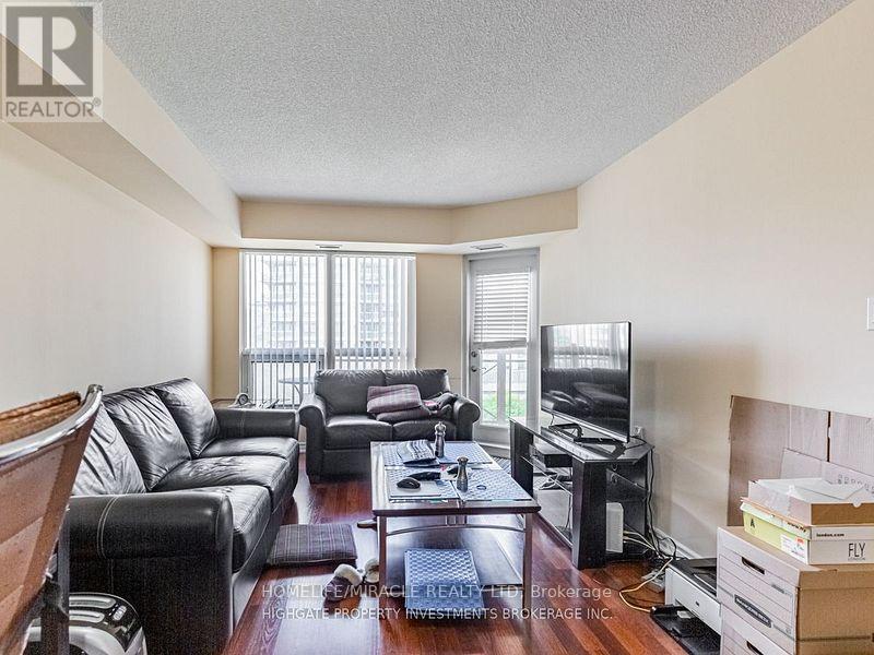 312 - 872 Sheppard Avenue W, Toronto, Ontario  M3H 5V5 - Photo 6 - C12482528