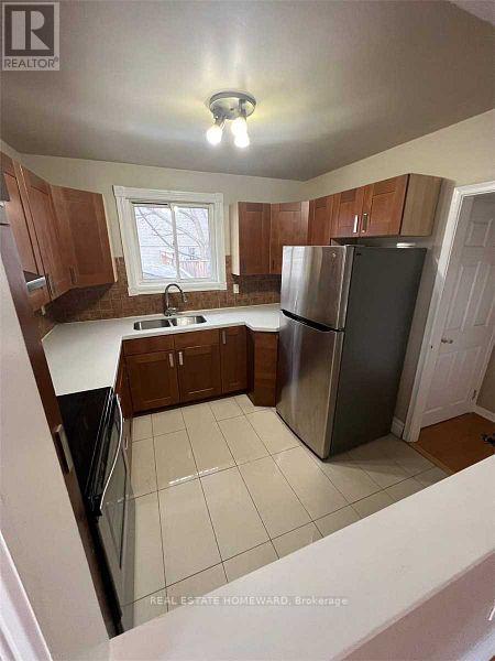 Main - 218 Alsace Road, Richmond Hill, Ontario  L4C 2W8 - Photo 4 - N12482517