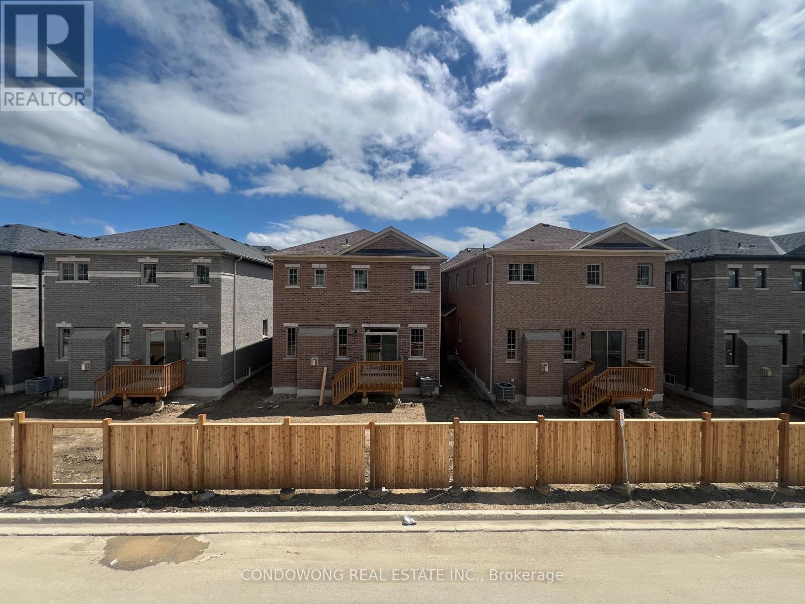 214 Matawin Lane, Richmond Hill, Ontario  L4B 0H8 - Photo 23 - N12482530