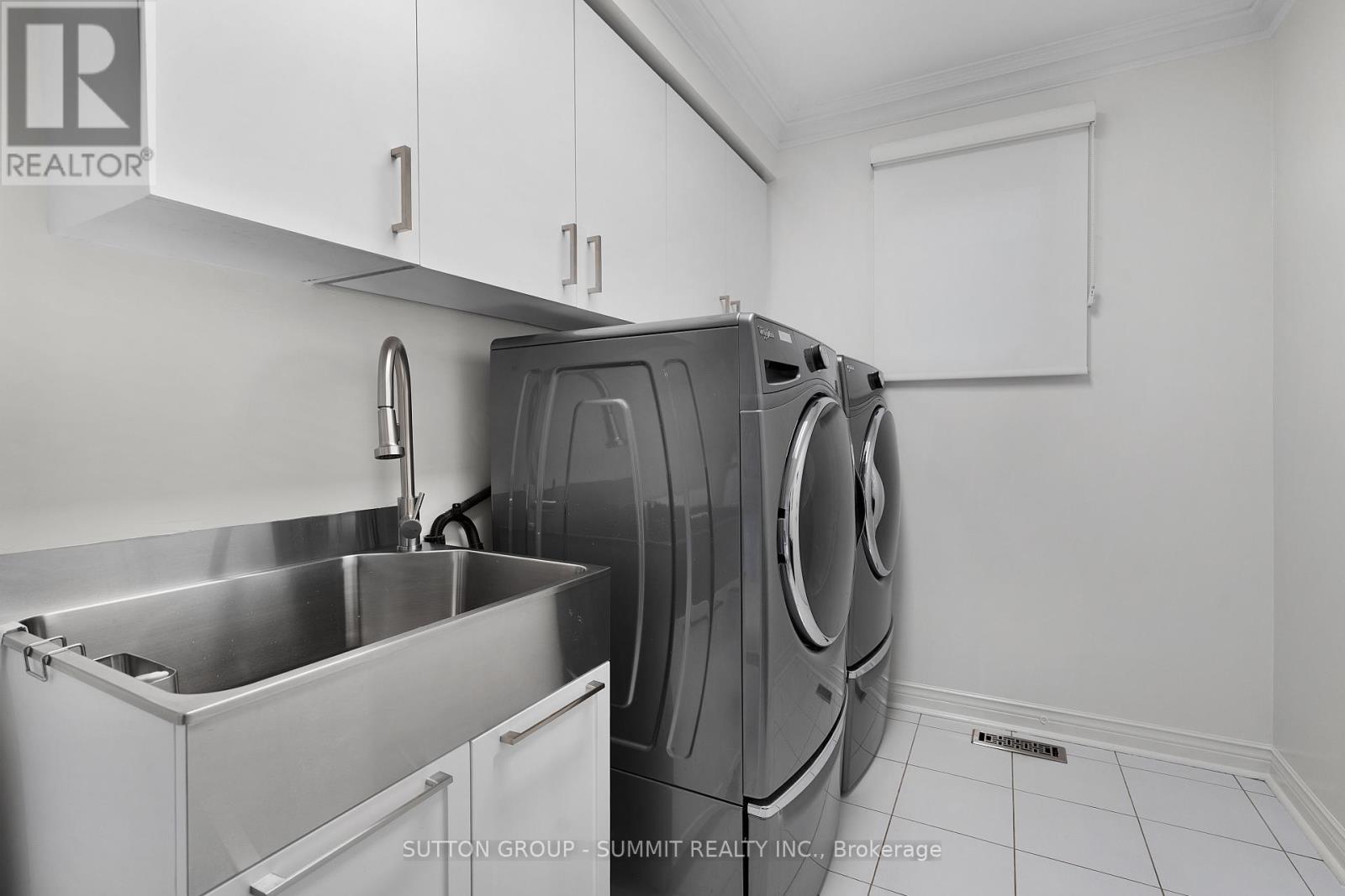 3353 Loyalist Drive, Mississauga, Ontario  L5L 5T9 - Photo 10 - W12482531