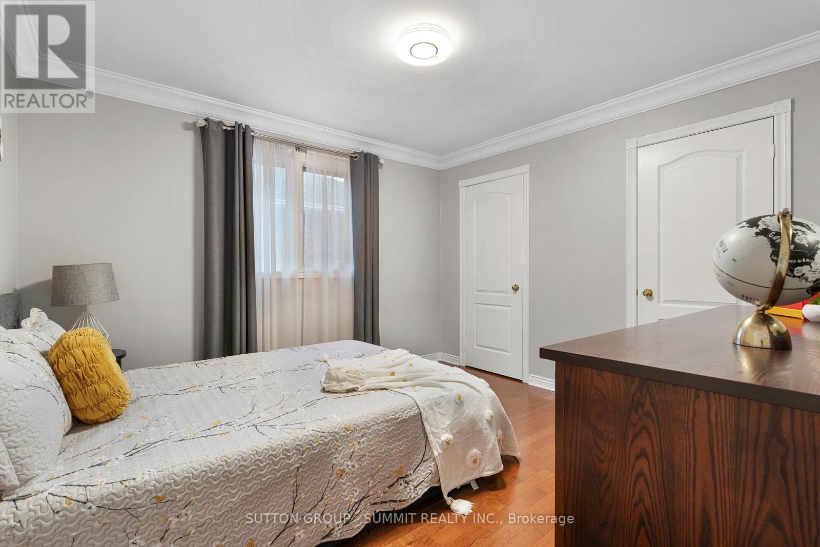 3353 Loyalist Drive, Mississauga, Ontario  L5L 5T9 - Photo 33 - W12482531