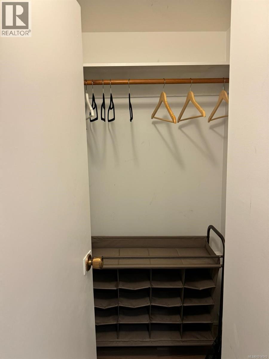 156 Joseph St, Victoria, British Columbia  V8S 3H5 - Photo 19 - 1014515