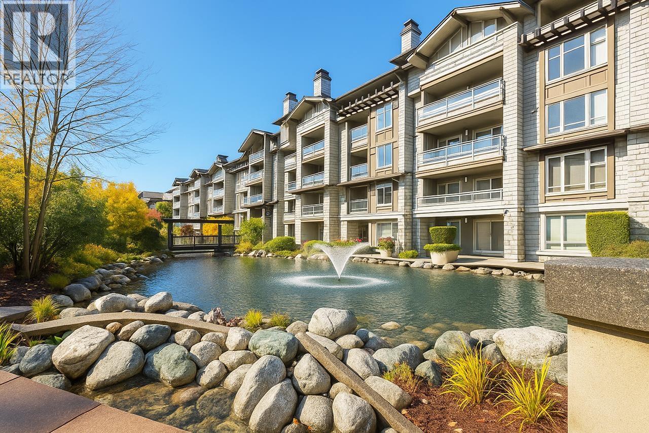 317 580 Raven Woods Drive, North Vancouver, British Columbia  V7G 2T2 - Photo 3 - R3061173