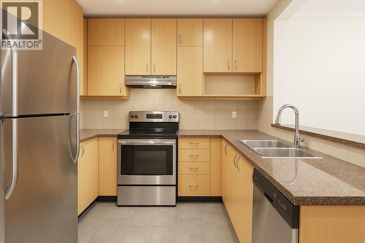 317 580 Raven Woods Drive, North Vancouver, British Columbia  V7G 2T2 - Photo 4 - R3061173