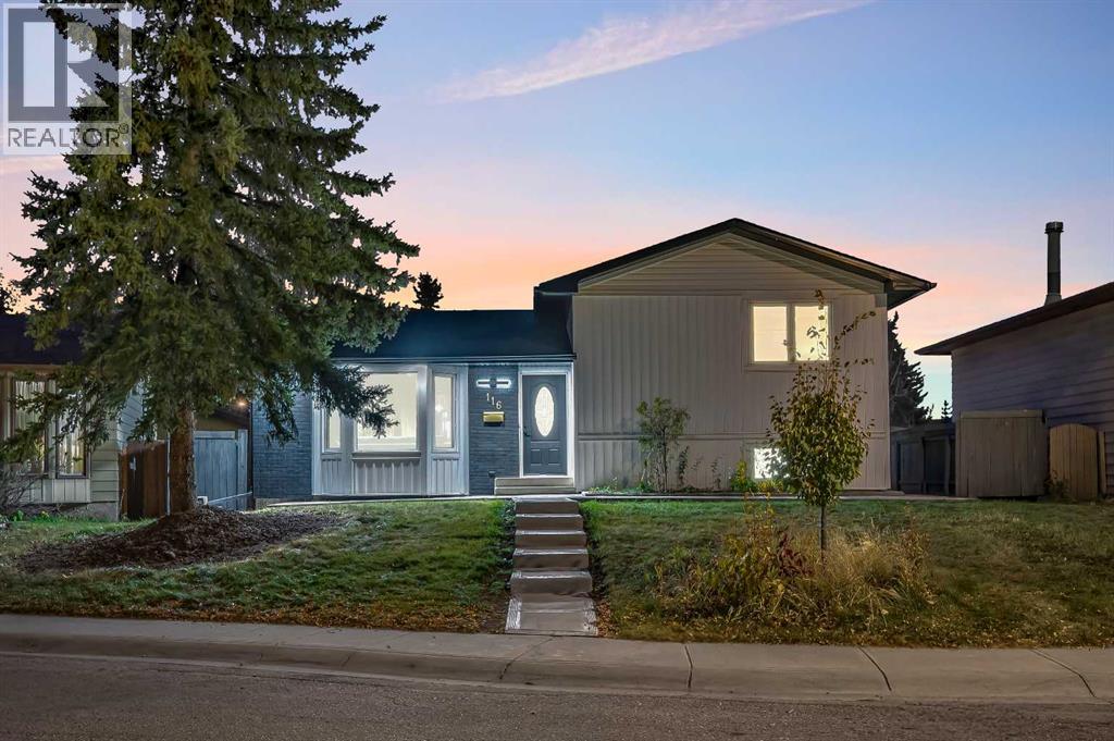 116 Queen Anne Road SE, Calgary, Alberta